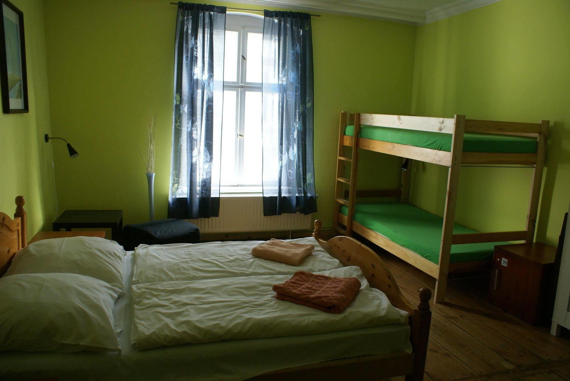 Frolic Goats Hostel Poznan Luaran gambar